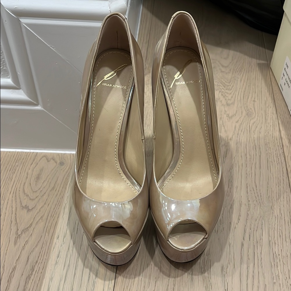 Brian Atwood Tan Shimmer Heels Classic Design